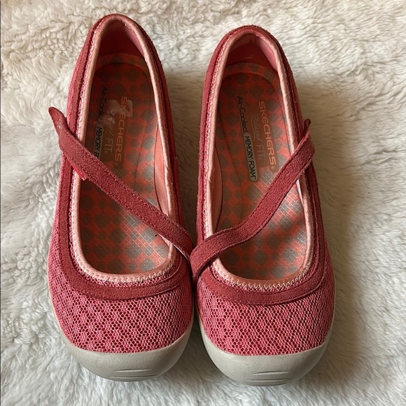 Skechers Shoes - Skechers Pink Flats with Breathable Perforated Design